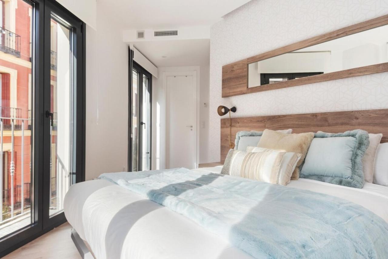 Incredible Design 2 Bedroom Apartment In Centro Madrid Exterior photo