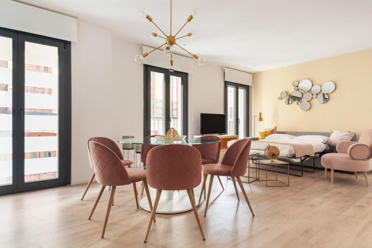 Incredible Design 2 Bedroom Apartment In Centro Madrid Exterior photo